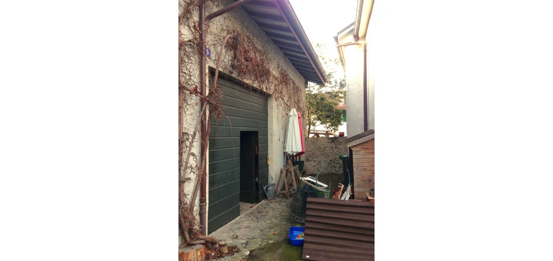 amos-archis-maison-villag-05-1100x520px